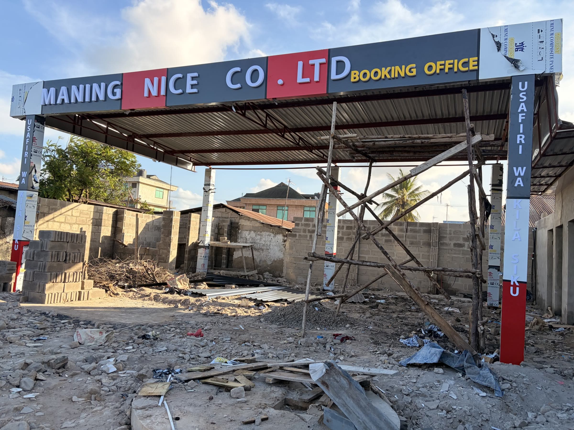 Maning Nice Booking Office — Construction & Design